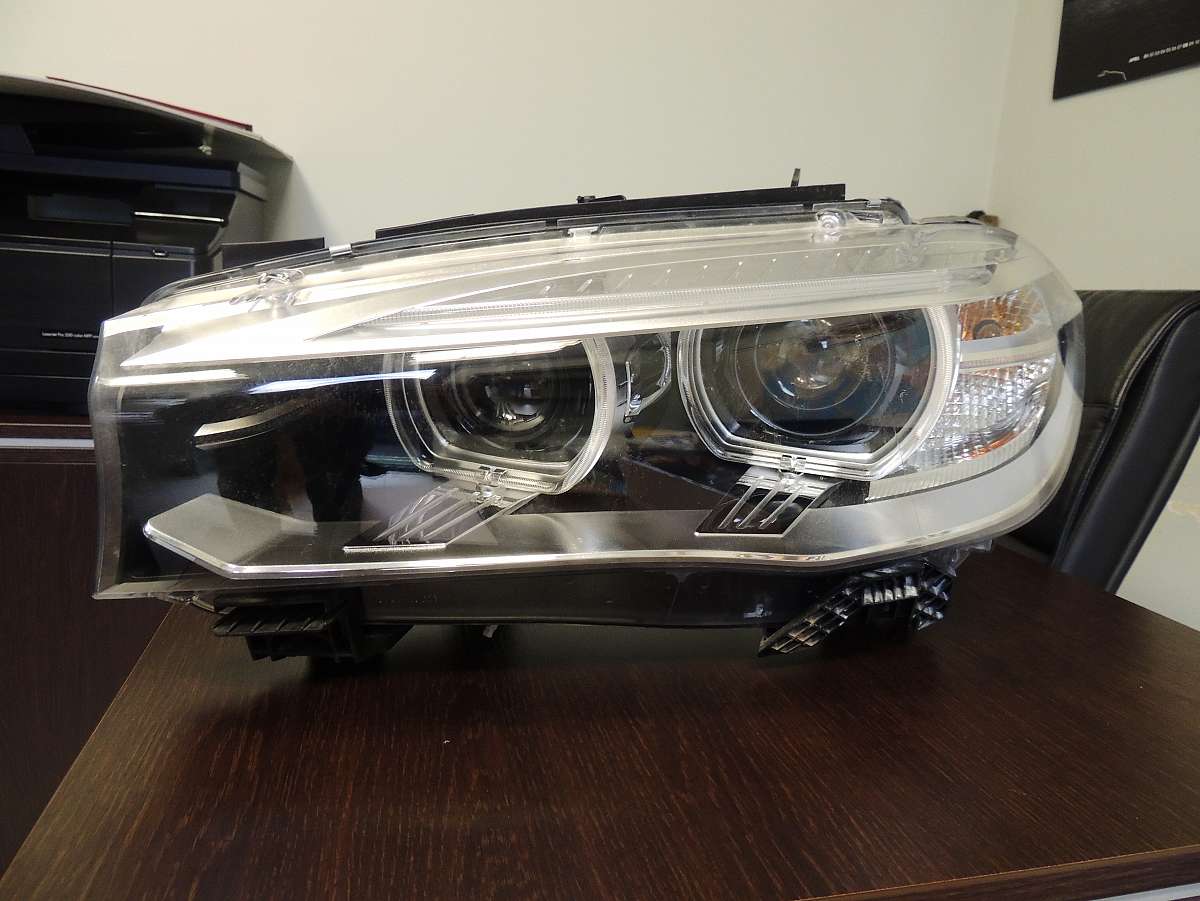 BMW X5 LED far
