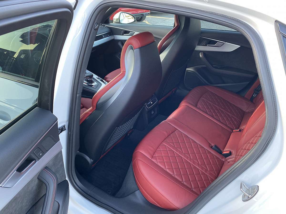 Audi S4 3.0TFSI Audi S4 3.0TFSI