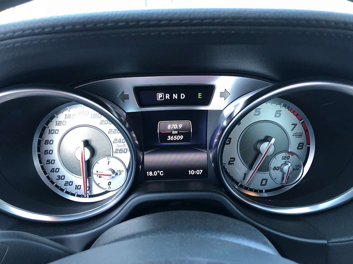 Mercedes SL 500