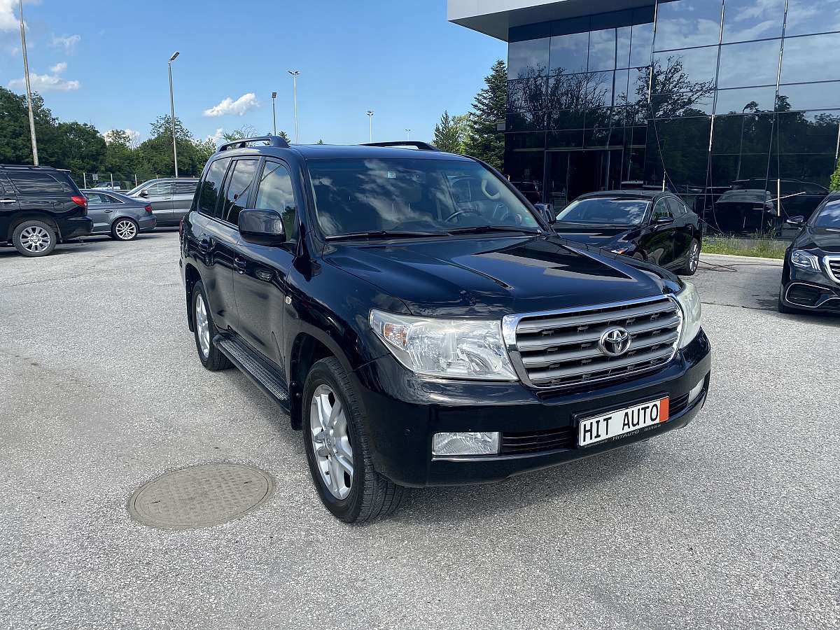 Toyota Land Cruiser 200 V8 D Toyota Land Cruiser 200 V8 D