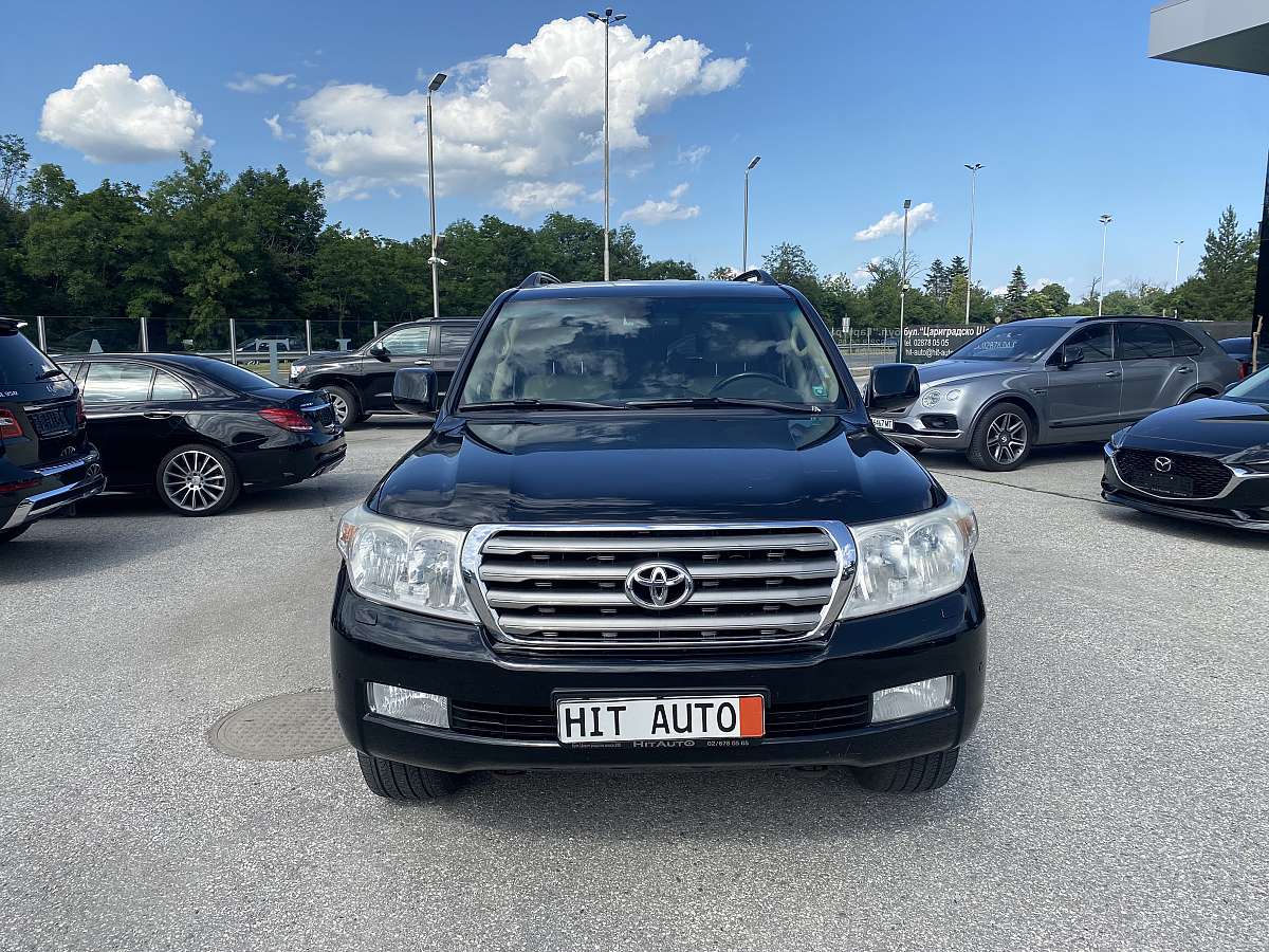 Toyota Land Cruiser 200 V8 D Toyota Land Cruiser 200 V8 D