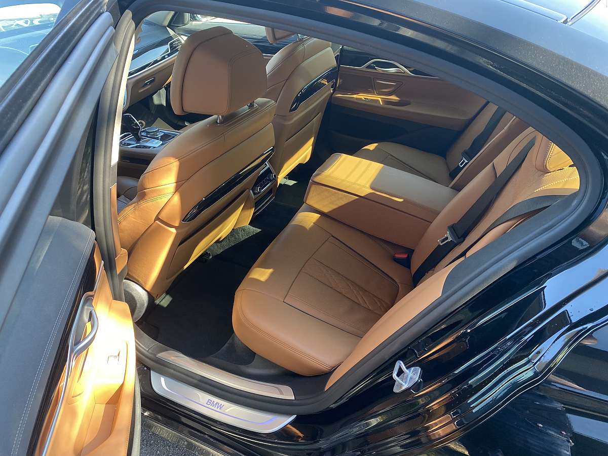 BMW 740 XD BMW 740 XD