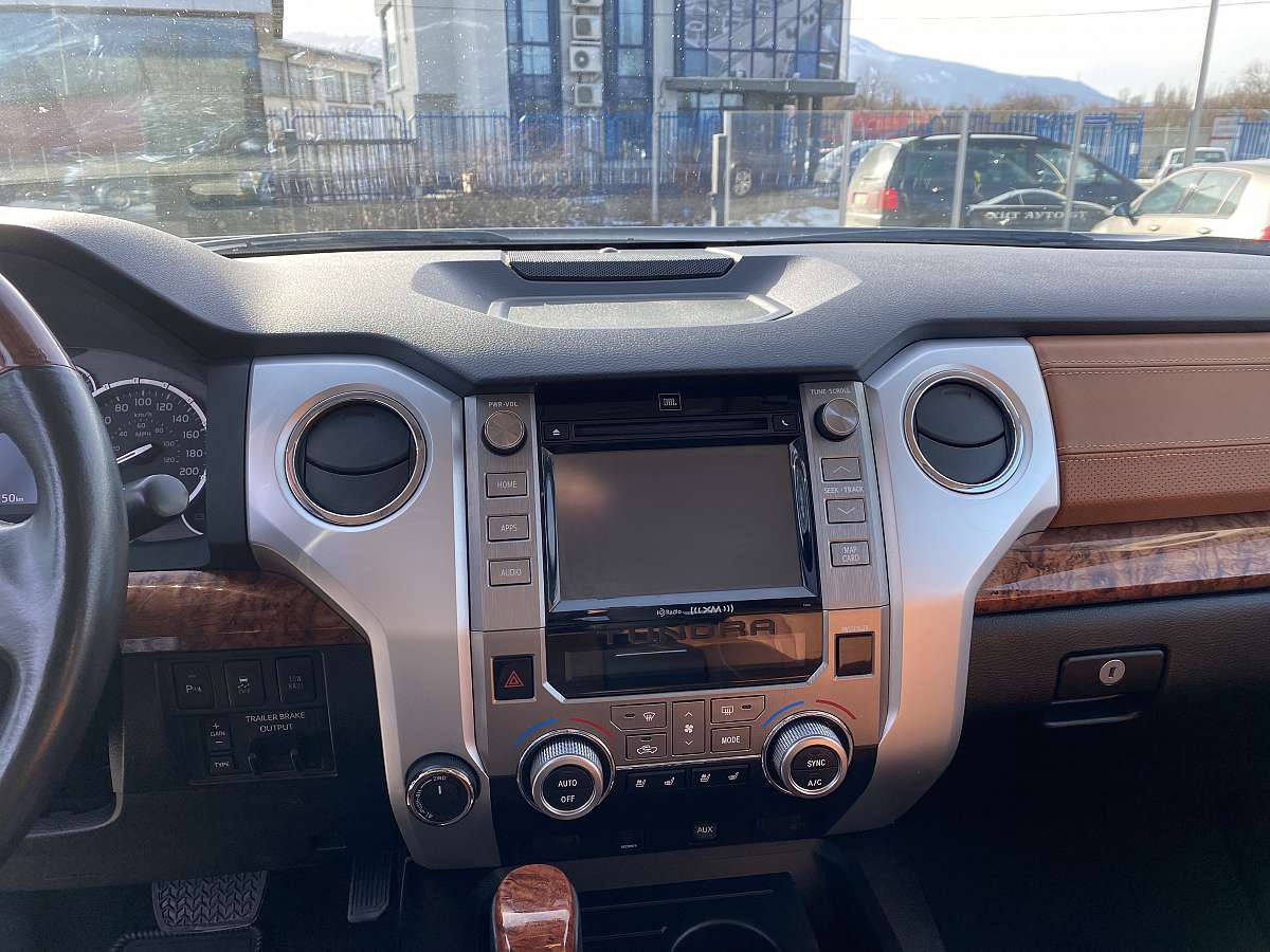 Toyota Tundra 1794