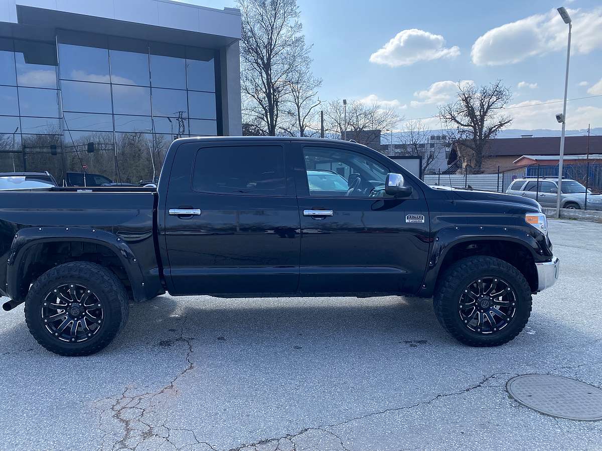 Toyota Tundra 1794