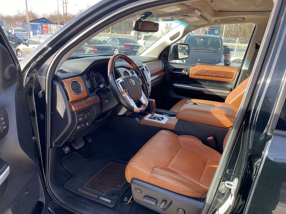 Toyota Tundra 1794
