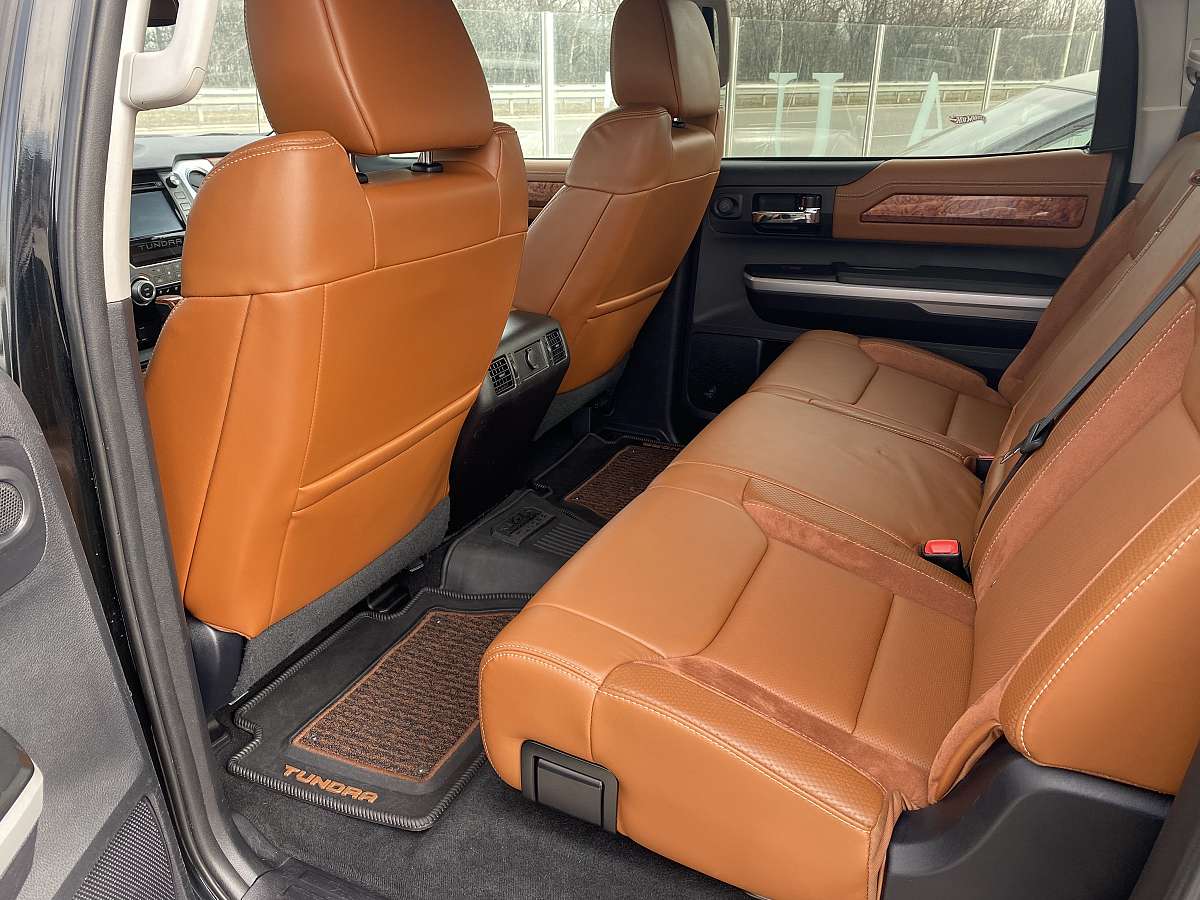 Toyota Tundra 1794