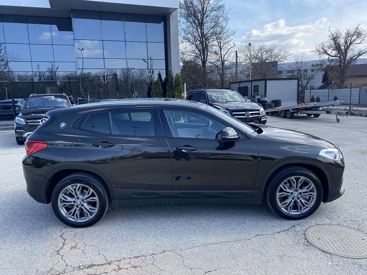 BMW X2 28i