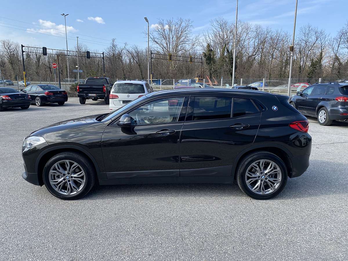 BMW X2 28i