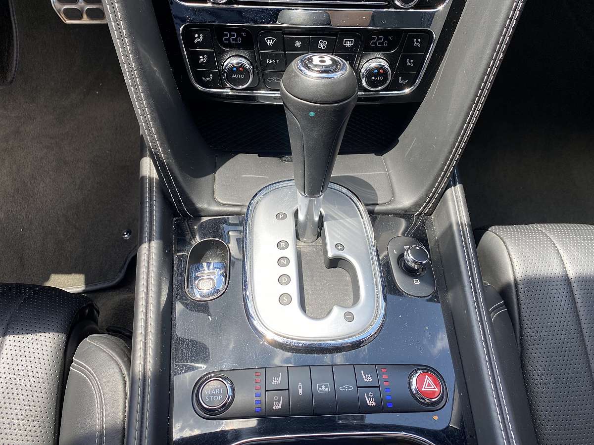 Bentley Flying Spur W12