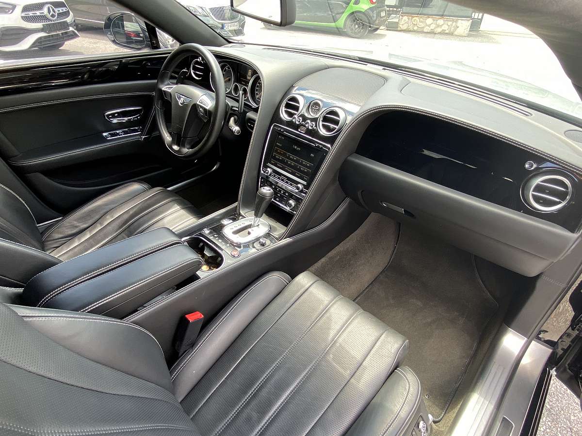 Bentley Flying Spur W12