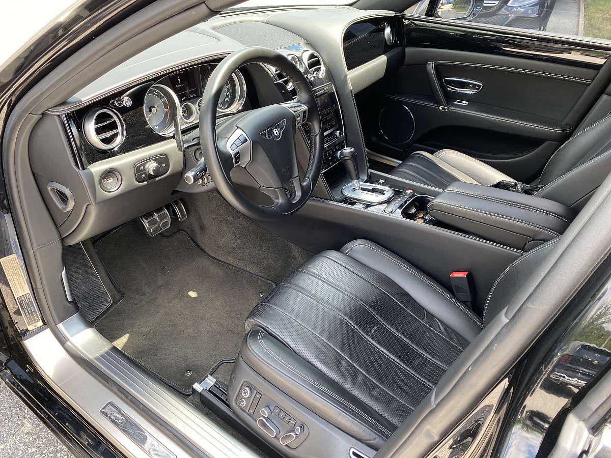 Bentley Flying Spur W12