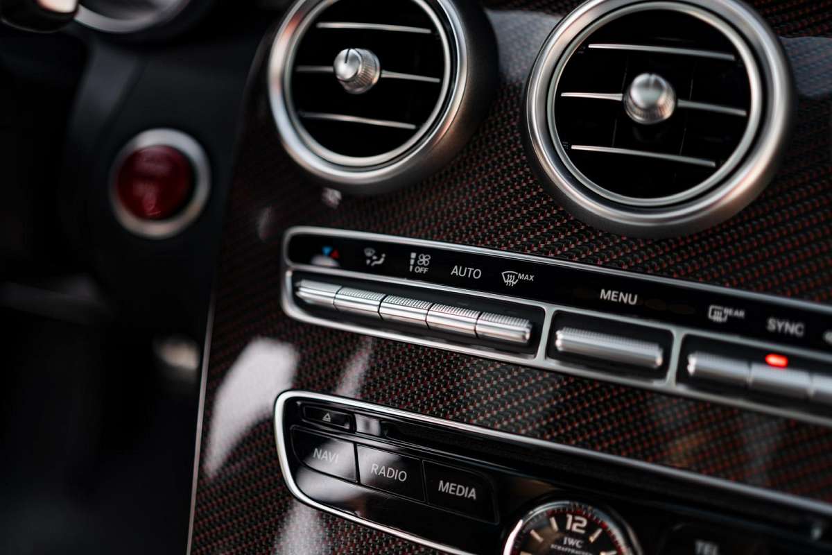 Mercedes - Benz C63s