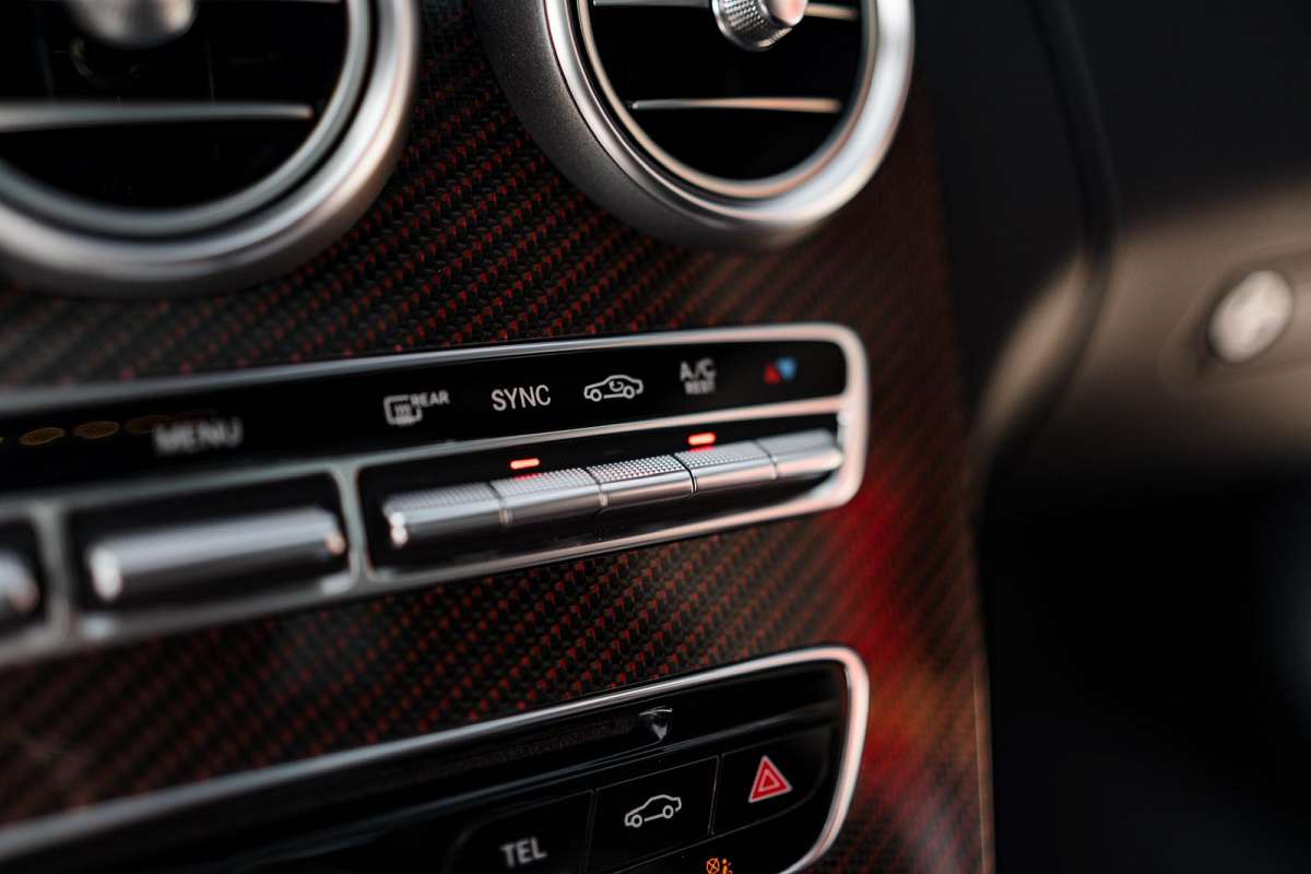 Mercedes - Benz C63s
