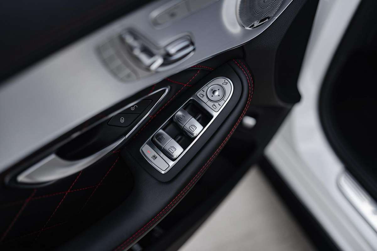 Mercedes - Benz C63s