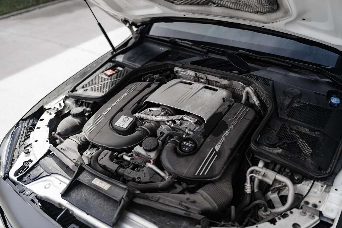 Mercedes - Benz C63s