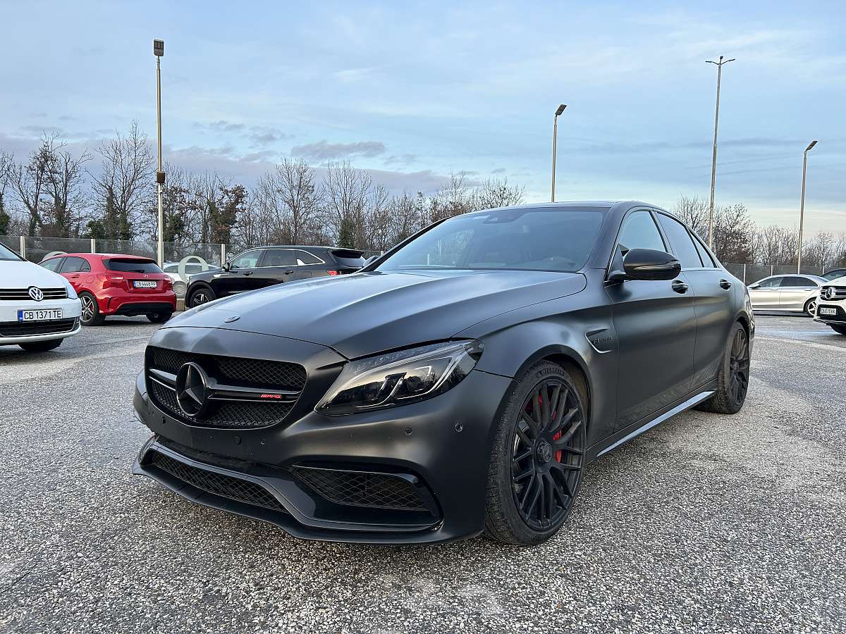 Mercedes - Benz C63s