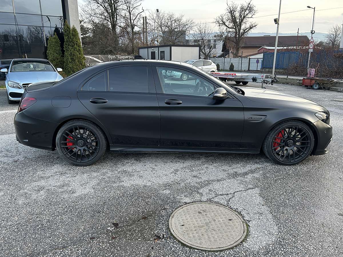 Mercedes - Benz C63s