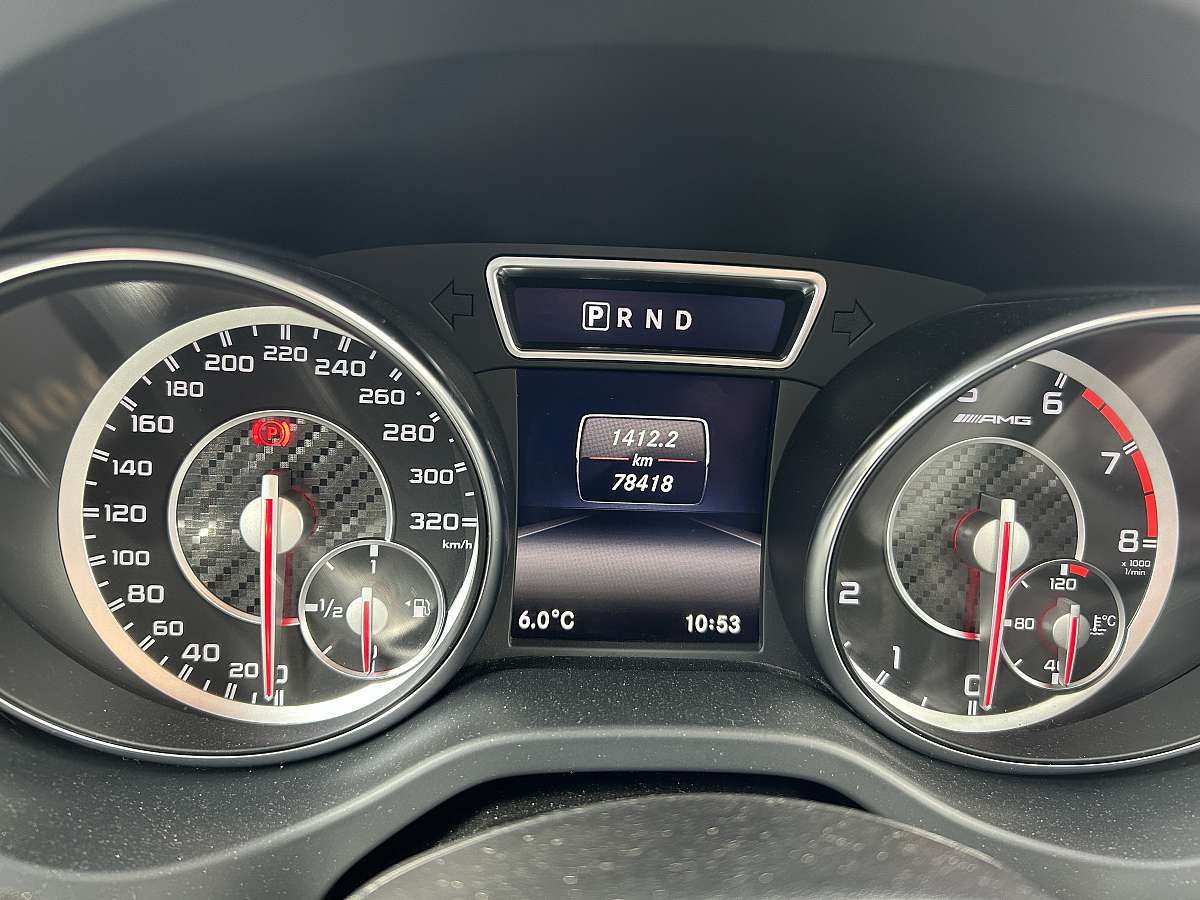 Mercedes - Benz CLA 45 AMG