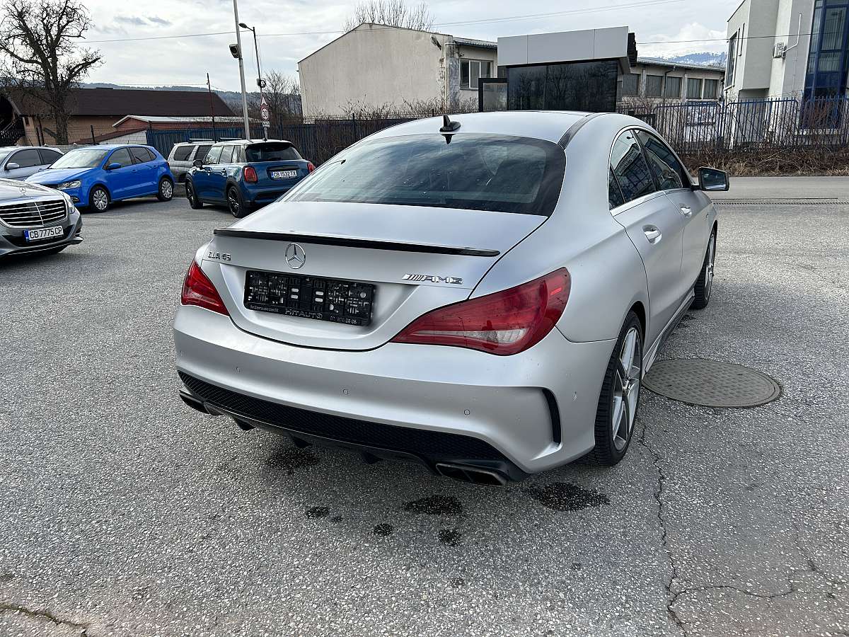 Mercedes - Benz CLA 45 AMG