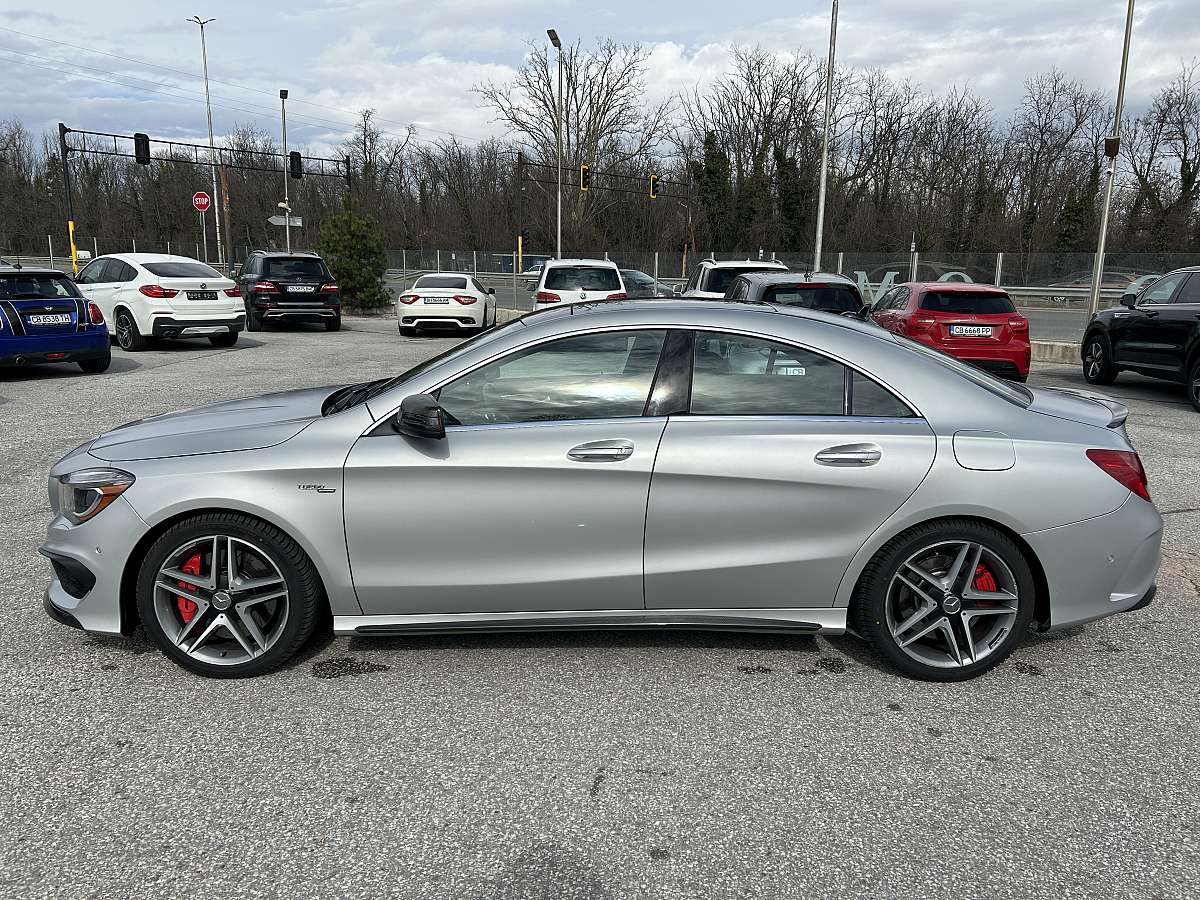 Mercedes - Benz CLA 45 AMG