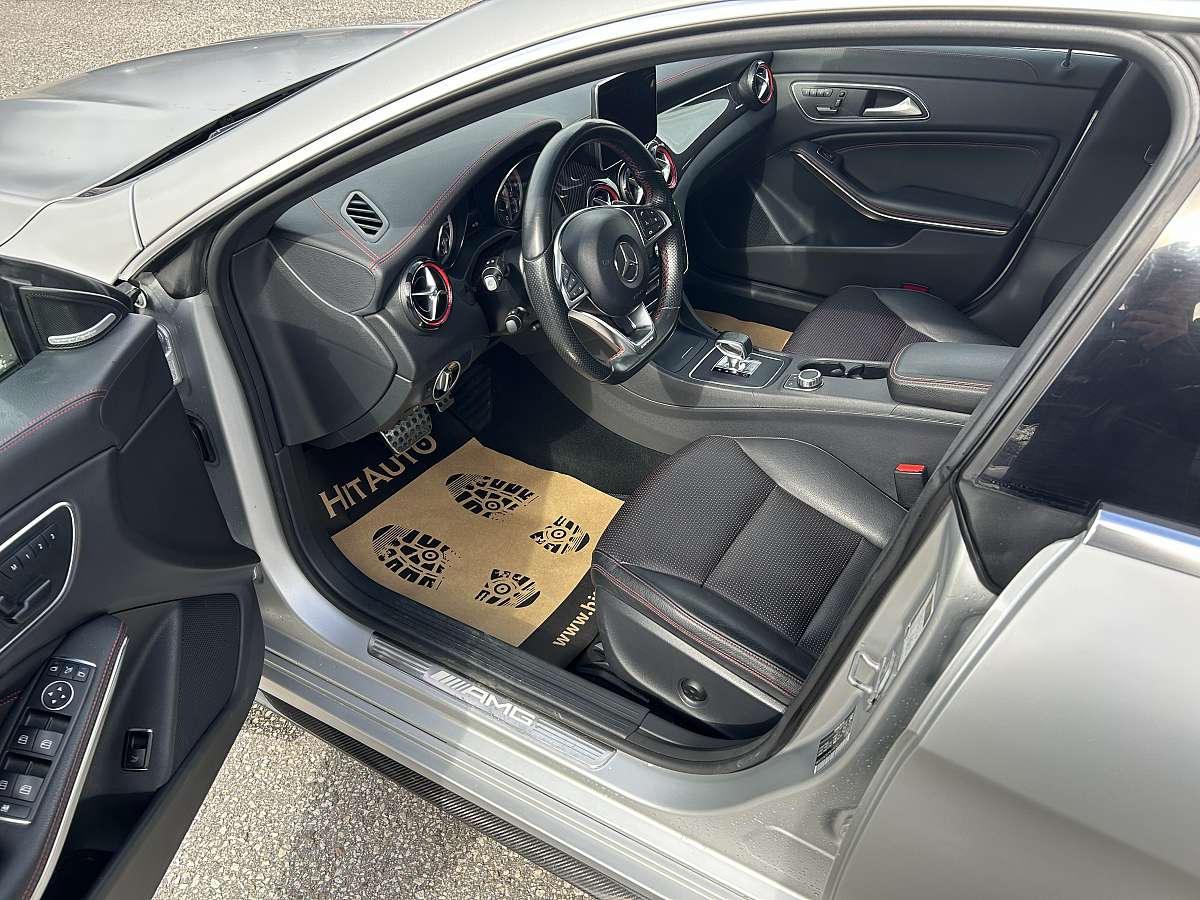 Mercedes - Benz CLA 45 AMG