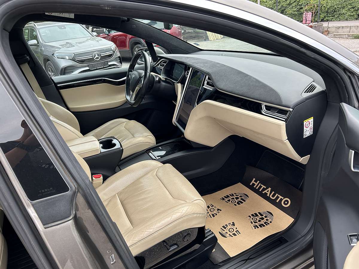 Tesla P100 D