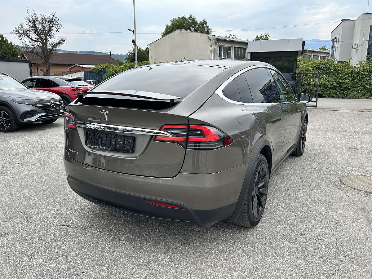 Tesla P100 D
