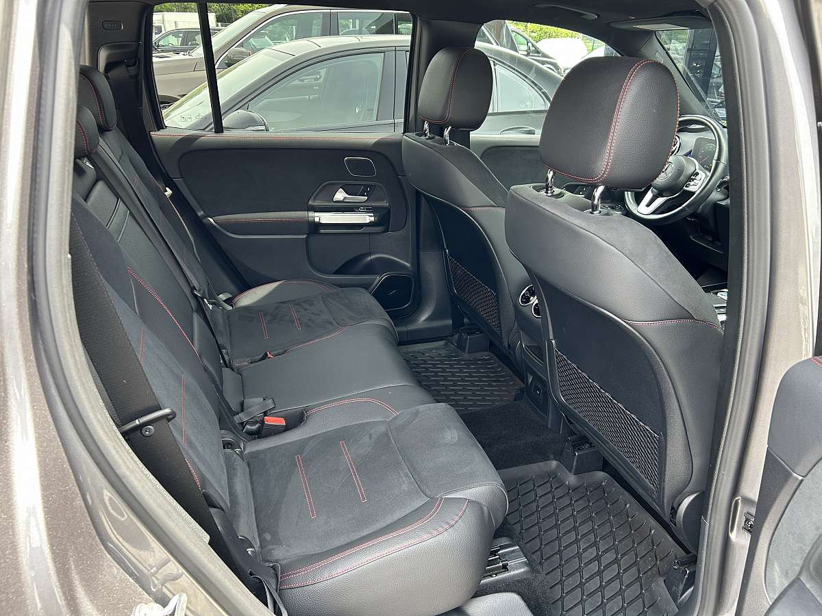 Mercedes Benz GLB 250 4M AMG 6+1 Mercedes Benz GLB 250 4M AMG 6+1