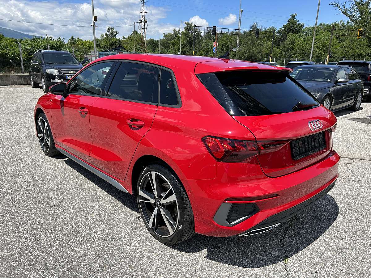 Audi A3 40e S Line Matrix