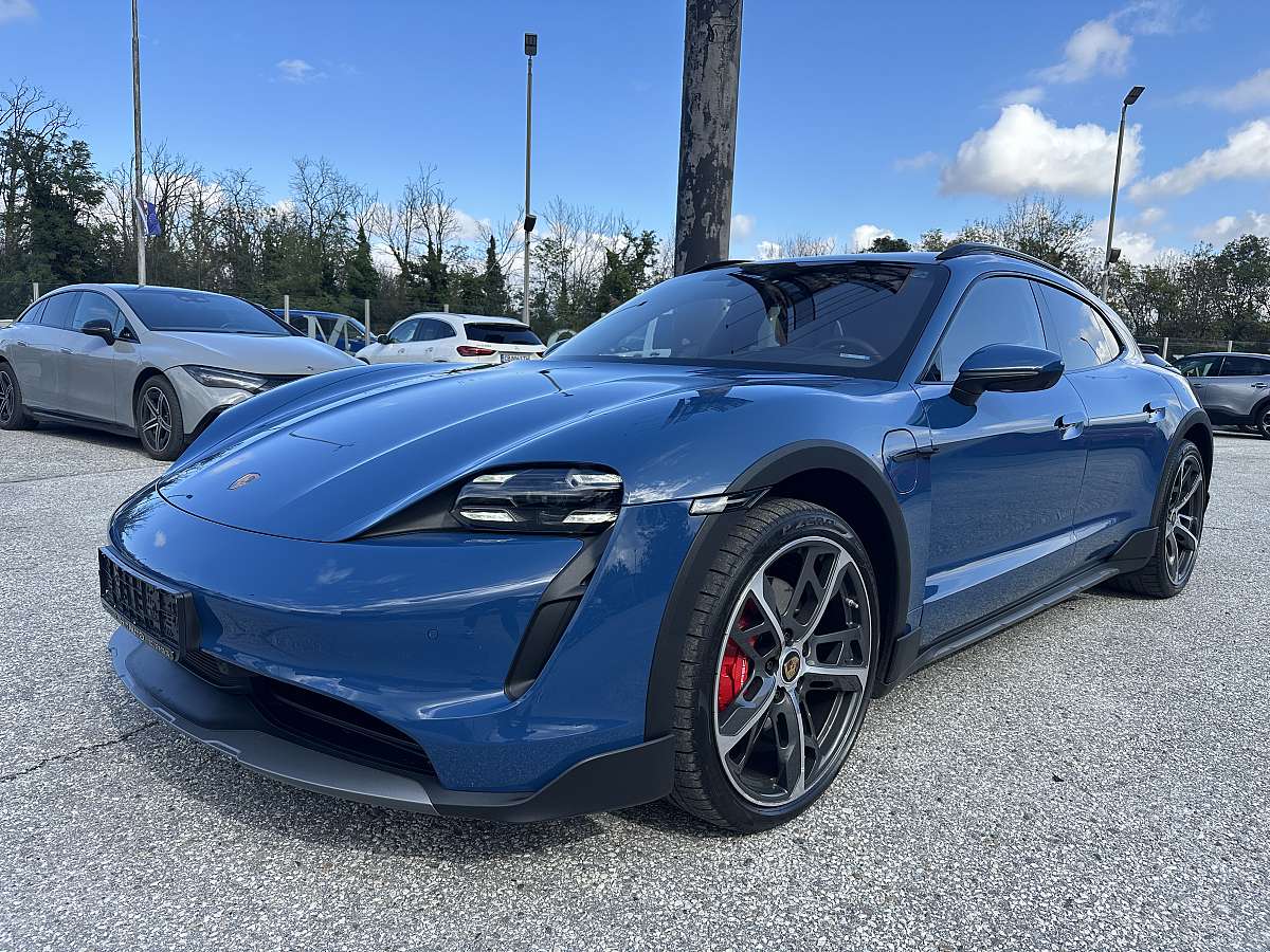 porsche taycan 4S Cross