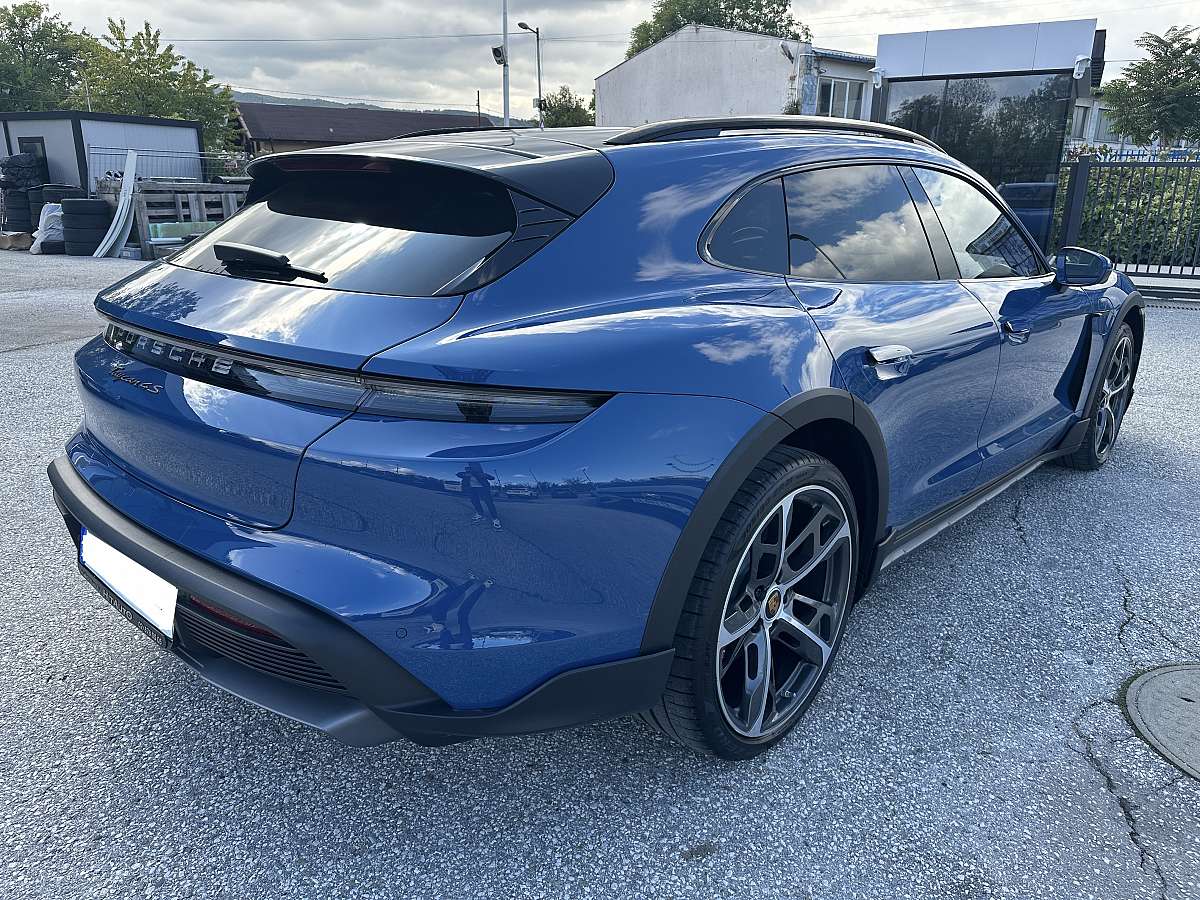 porsche taycan 4S Cross