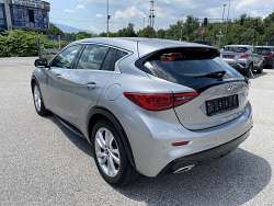 Infiniti Q30 AWD 2.2 D