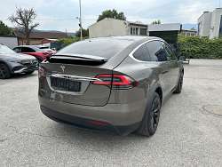 Tesla P100 D