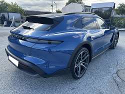 porsche taycan 4S Cross